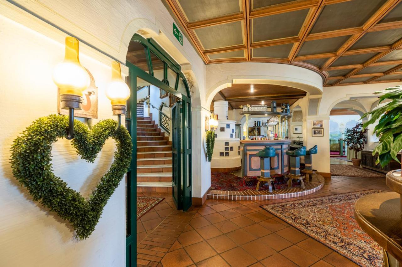 Hotel & Restaurant Wastlwirt Sankt Michael im Lungau Εξωτερικό φωτογραφία