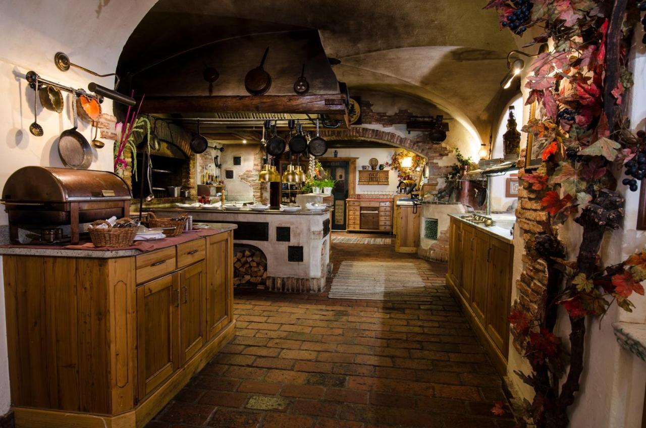 Hotel & Restaurant Wastlwirt Sankt Michael im Lungau Εξωτερικό φωτογραφία