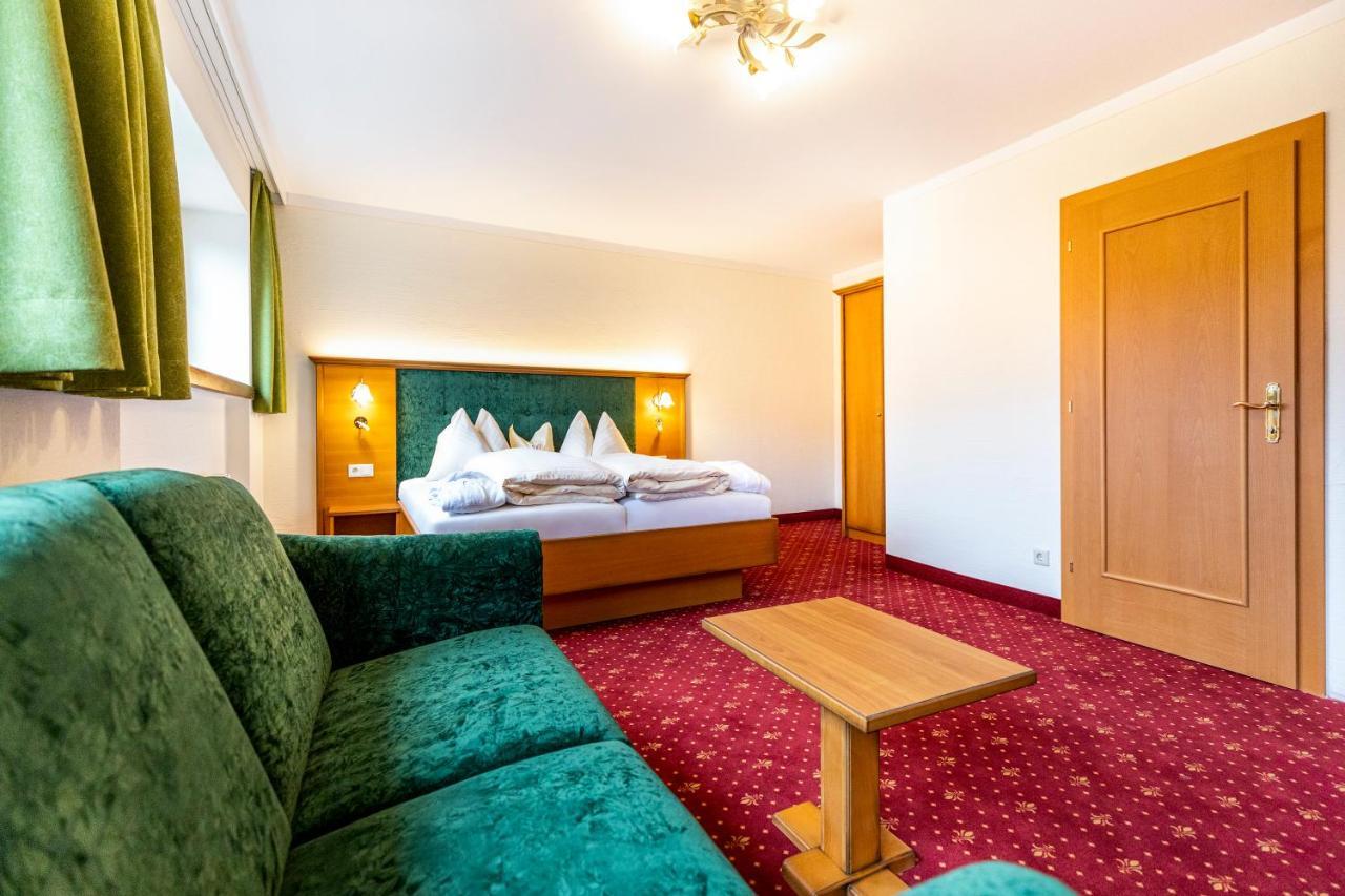 Hotel & Restaurant Wastlwirt Sankt Michael im Lungau Εξωτερικό φωτογραφία
